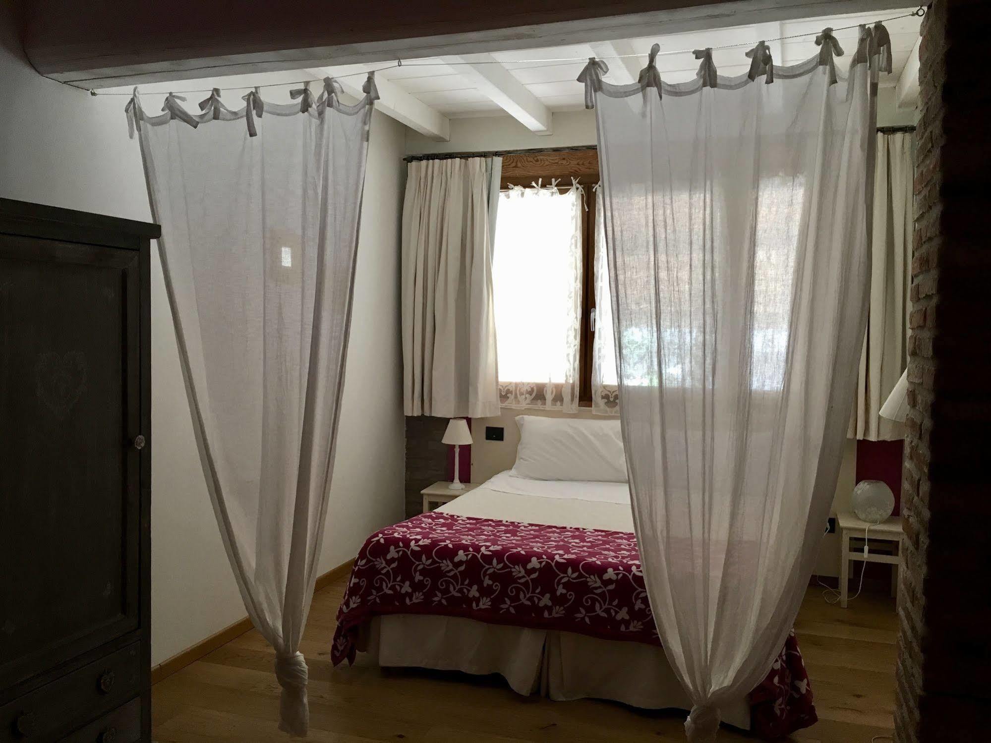 Agriturismo Corte Rocca 산조르죠디만토바 외부 사진