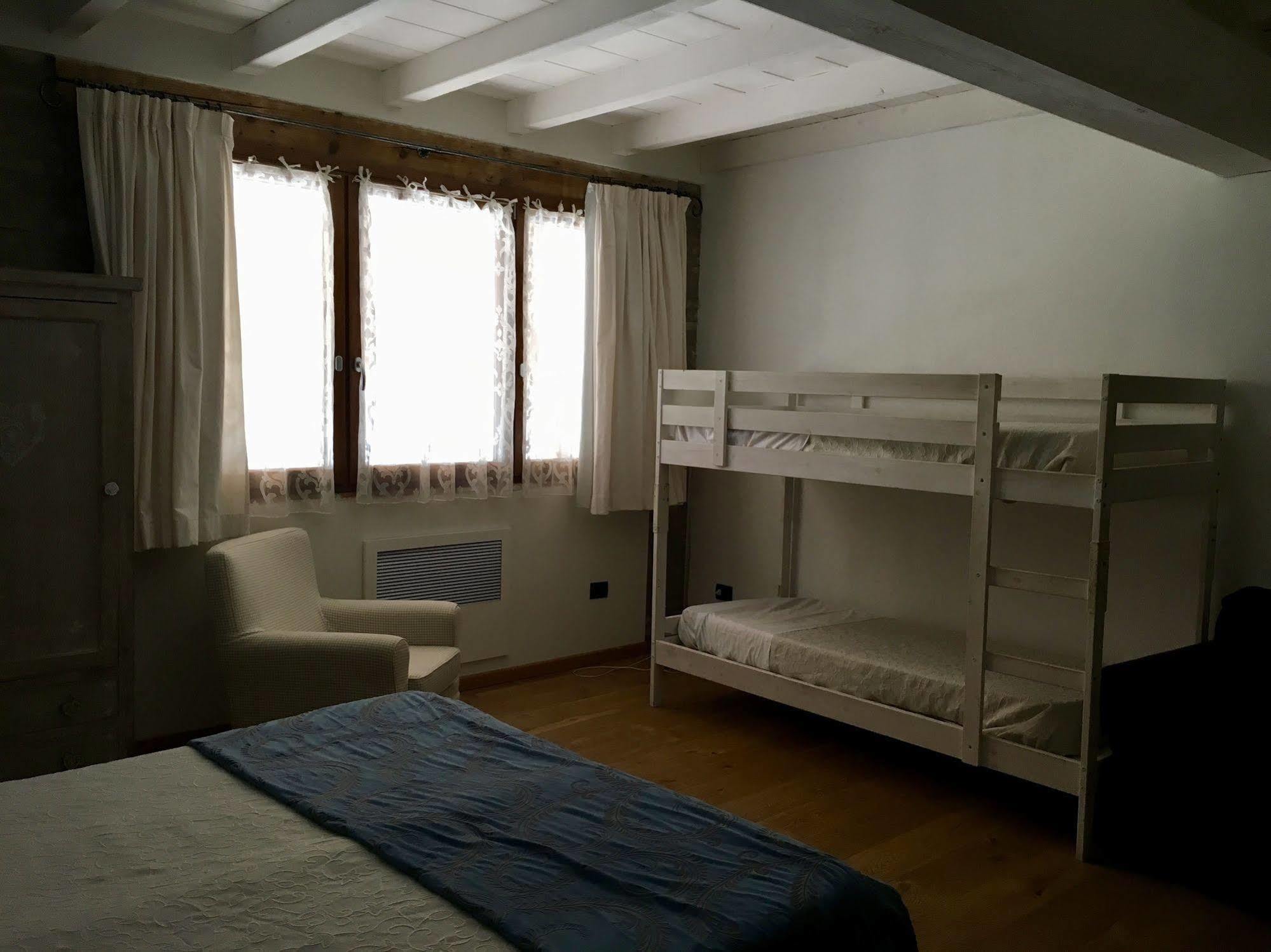 Agriturismo Corte Rocca 산조르죠디만토바 외부 사진