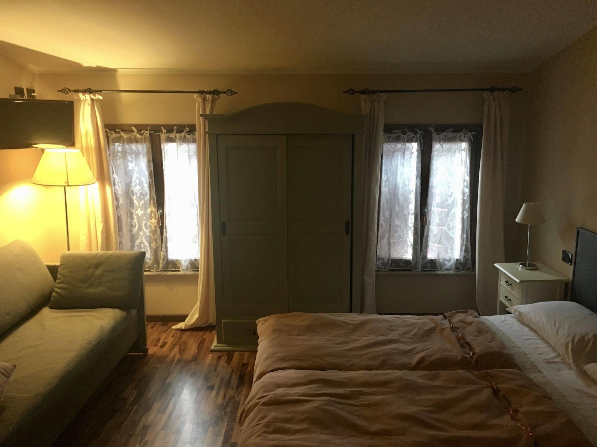 Agriturismo Corte Rocca 산조르죠디만토바 외부 사진