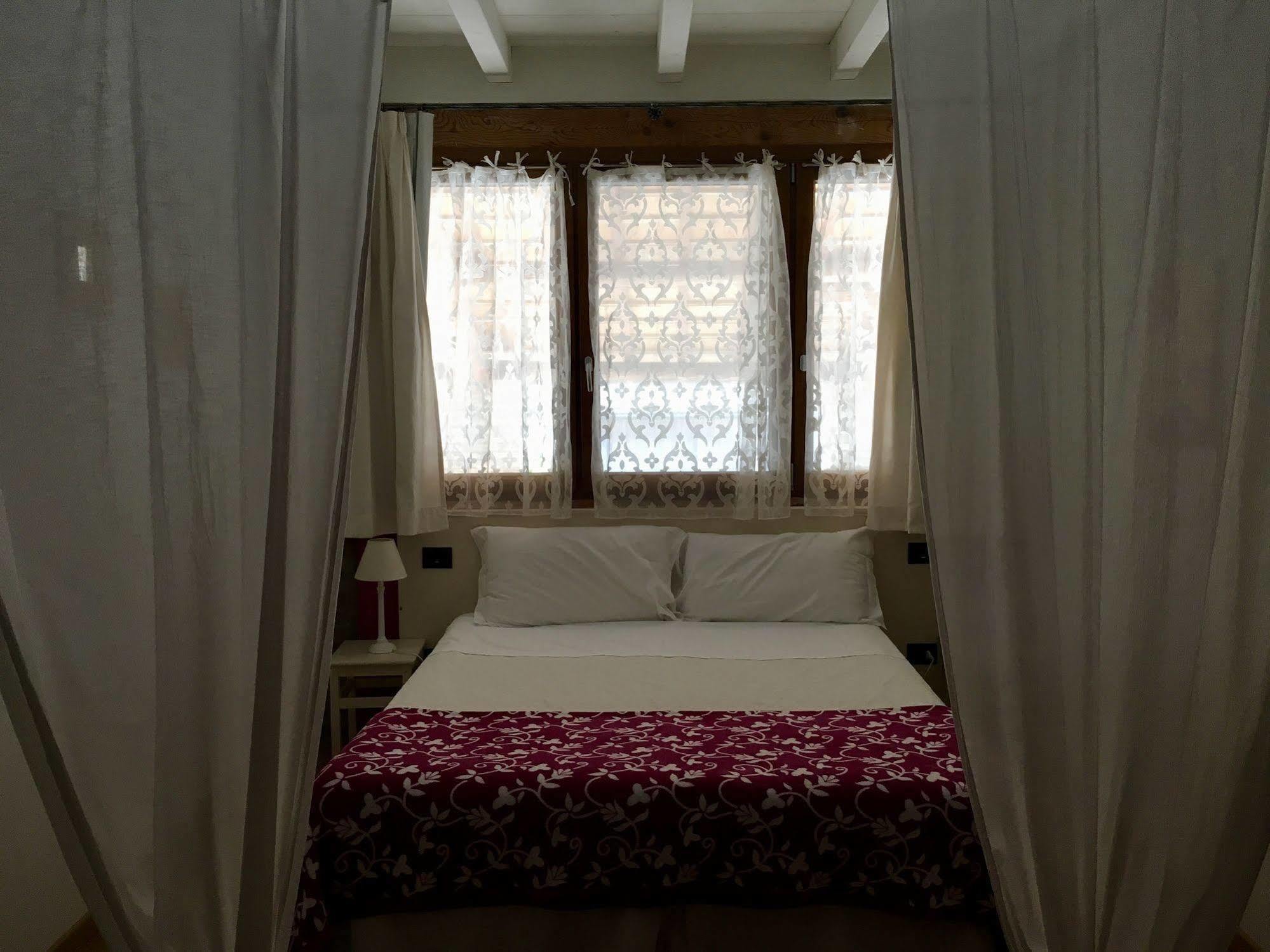 Agriturismo Corte Rocca 산조르죠디만토바 외부 사진