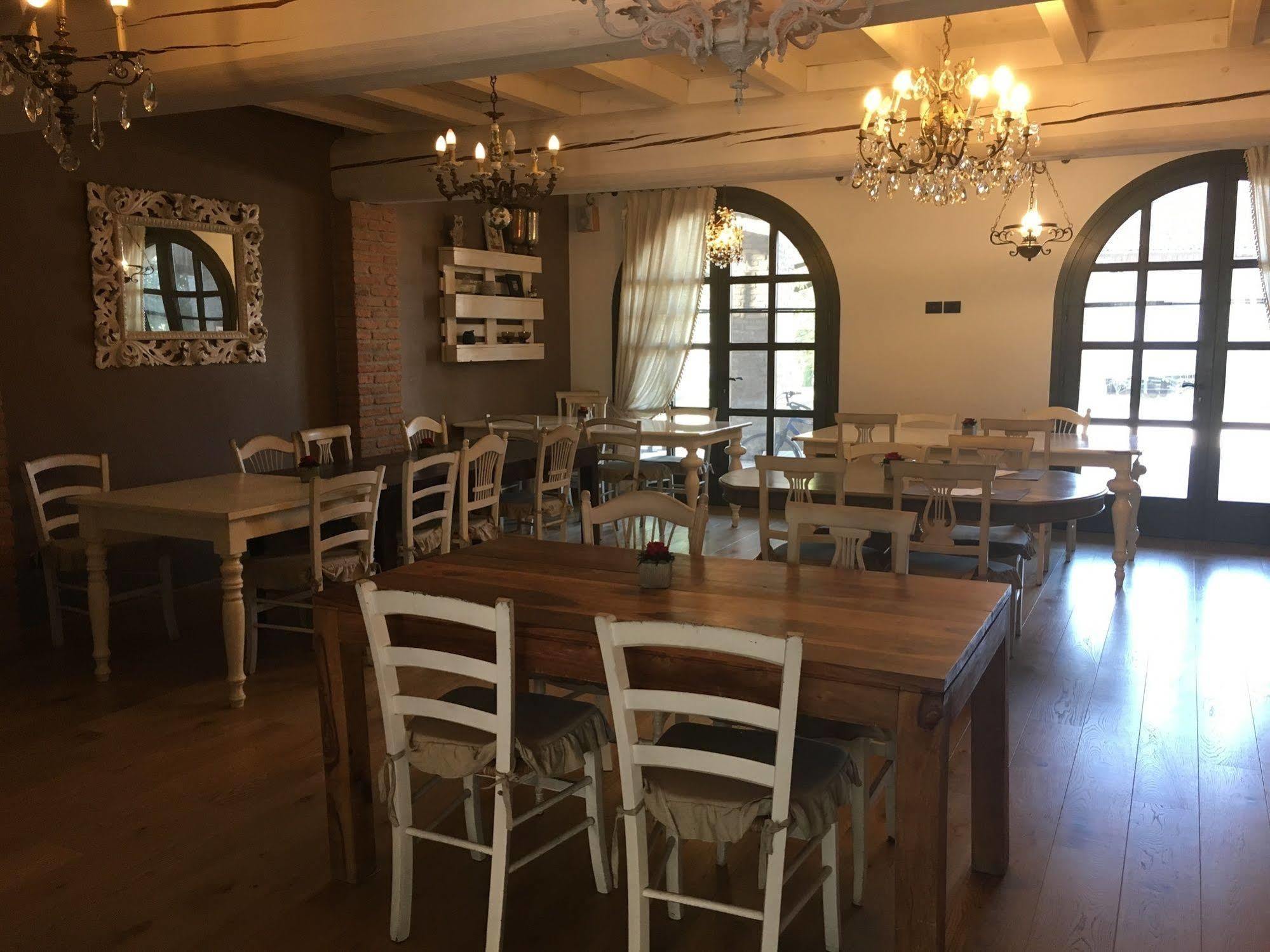 Agriturismo Corte Rocca 산조르죠디만토바 외부 사진