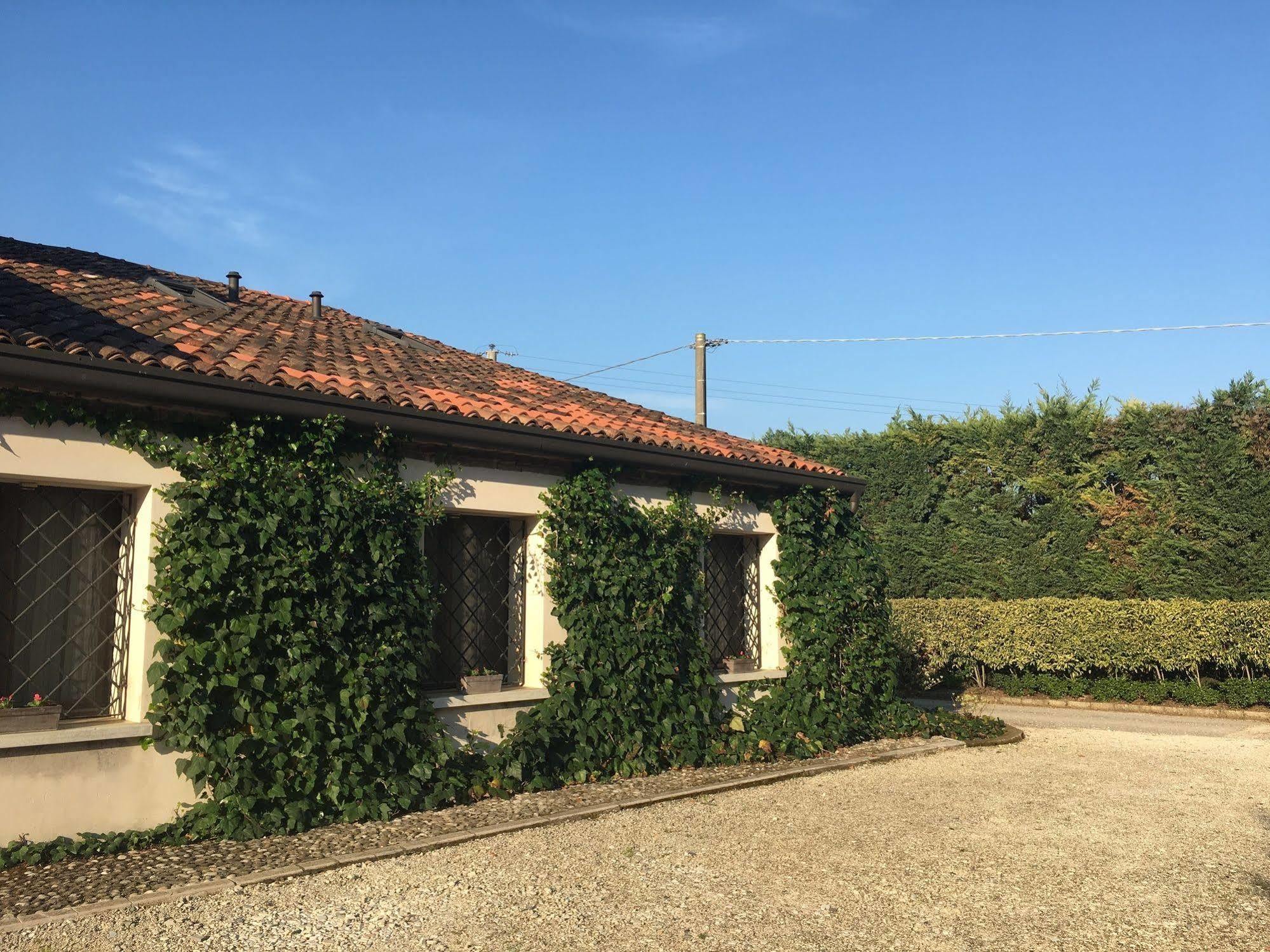 Agriturismo Corte Rocca 산조르죠디만토바 외부 사진